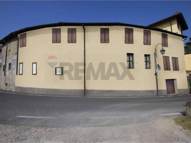Casa indipendente in vendita a Sartirana, Merate