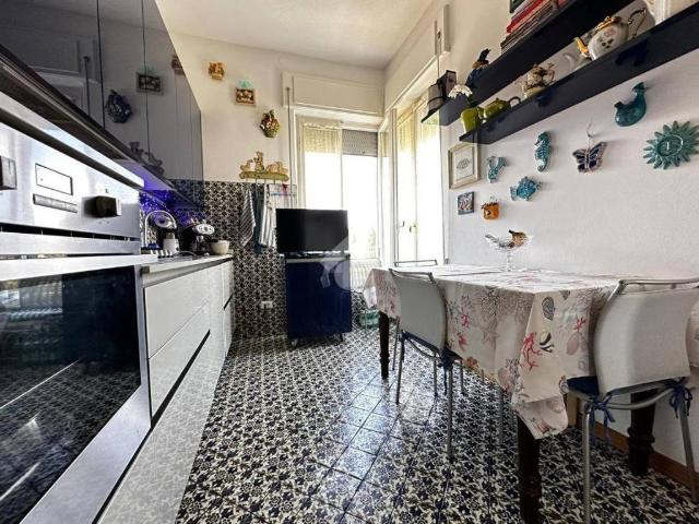 Casa indipendente in vendita a Sarzana SP