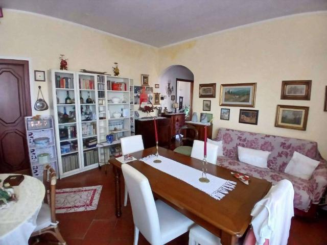 Casa indipendente in vendita a Sarzana SP