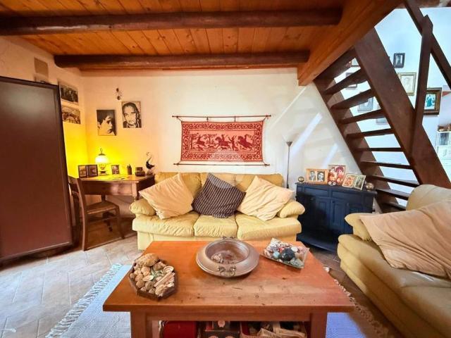 Casa indipendente in vendita a Sassari SS