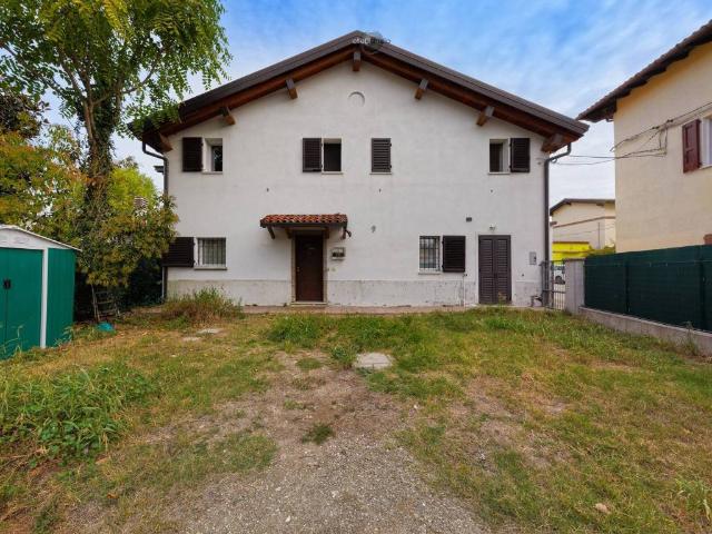 Casa indipendente in vendita a Sassuolo MO