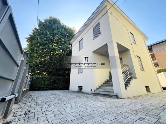Casa indipendente in vendita a Sassuolo MO