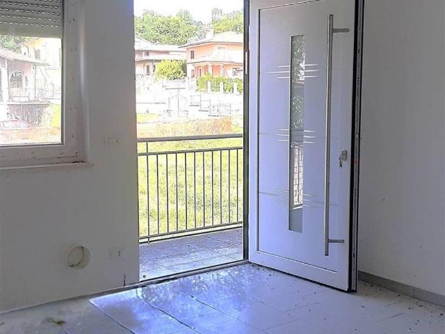 Casa indipendente in vendita a Scurcola Marsicana AQ