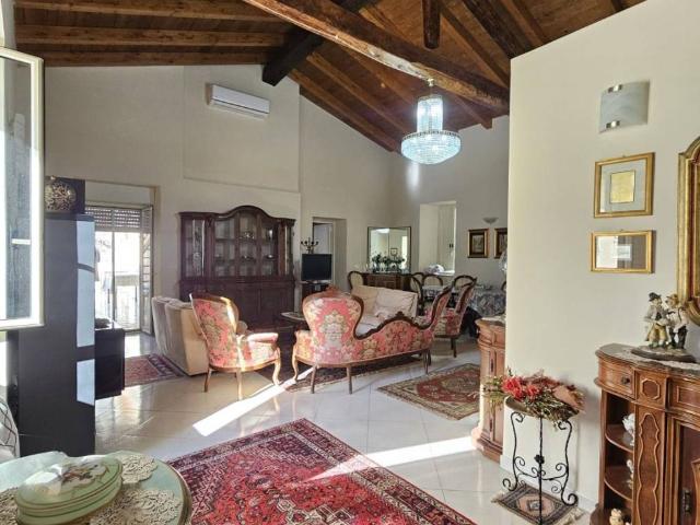 Casa indipendente in vendita a Scaletta Zanclea ME
