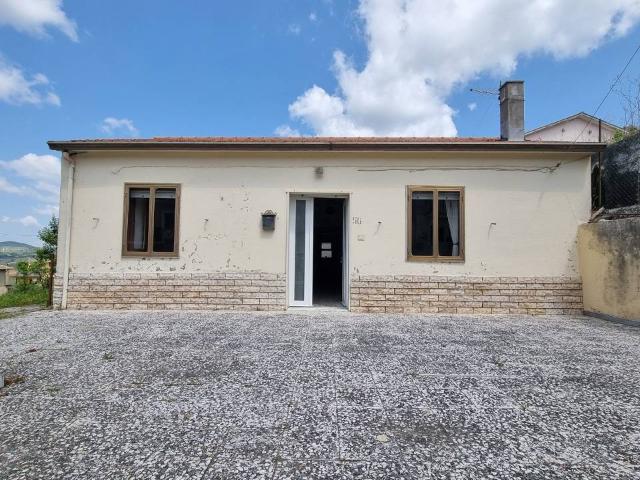 Casa Indipendente in vendita a Scampitella