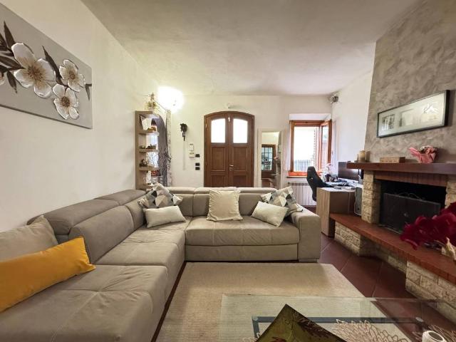 Casa indipendente in vendita a Scandicci FI