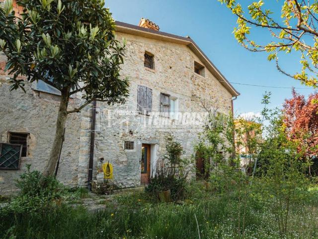 Casa indipendente in vendita a Scandiano RE