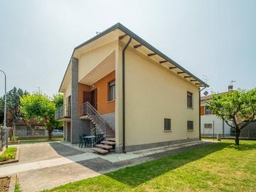 Casa indipendente in vendita a Scandiano RE