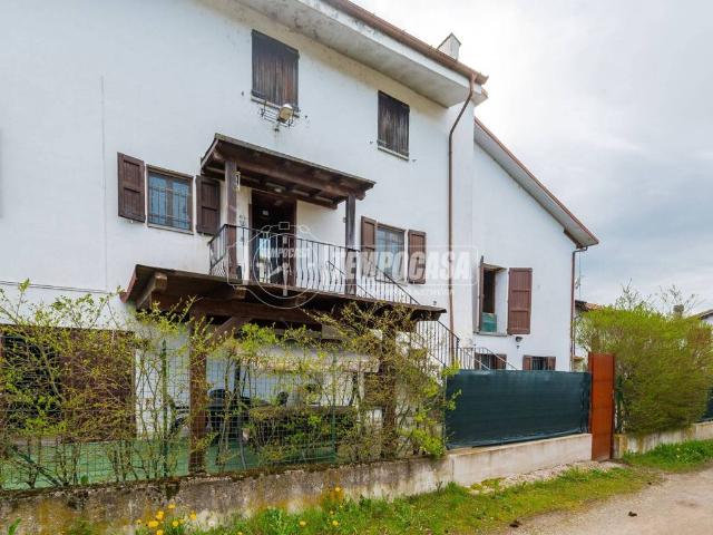 Casa indipendente in vendita a Scandiano RE