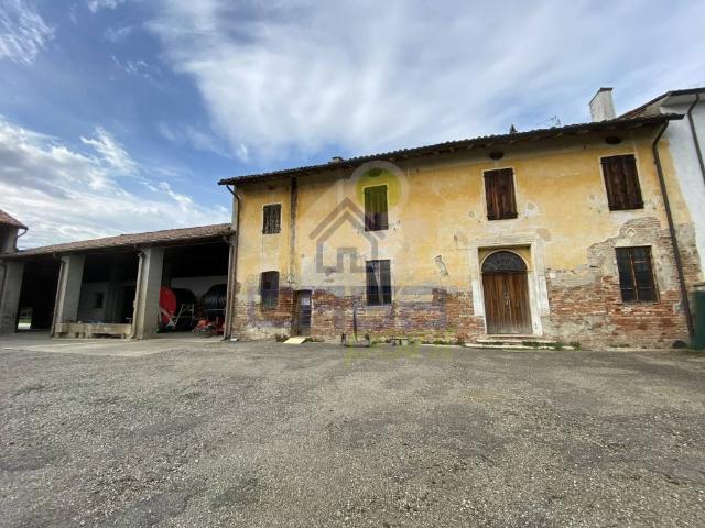 Casa indipendente in vendita a Scandolara Ravara CR