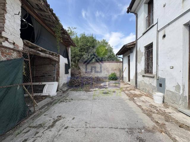 Casa indipendente in vendita a Scandolara Ravara CR