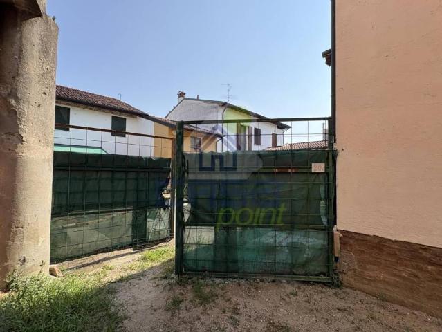 Casa indipendente in vendita a Scandolara Ripa d'Oglio