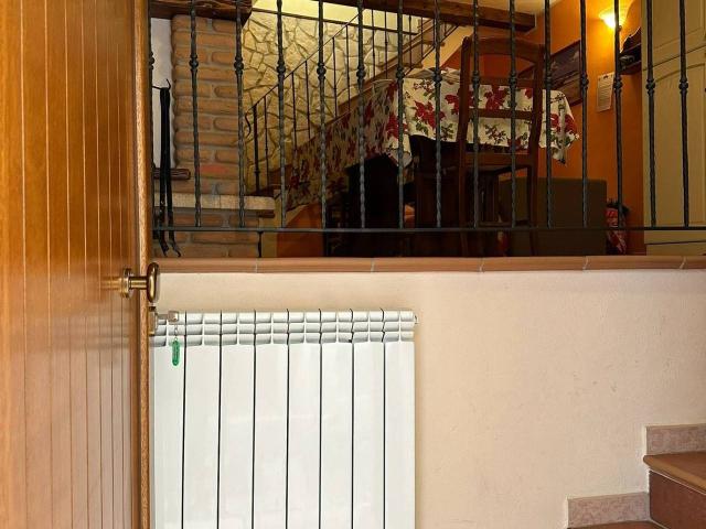 Casa indipendente in vendita a Scapoli