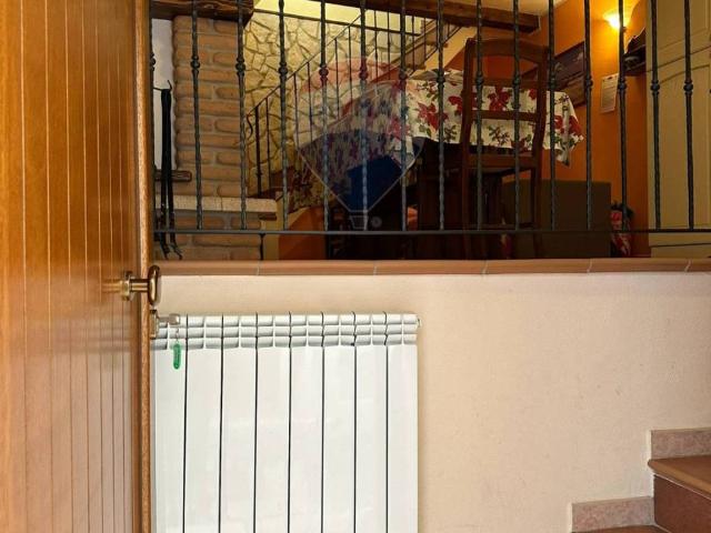 Casa indipendente in vendita a Scapoli IS