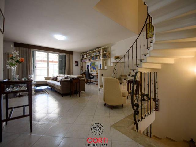 Casa indipendente in vendita a Scarlino GR