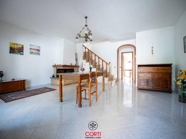 Casa indipendente in vendita a Scarlino GR