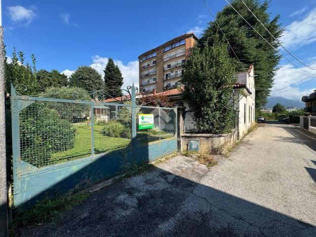 Casa indipendente in vendita a Schio VI