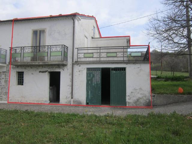 Casa indipendente in vendita a Schiavi di Abruzzo CH