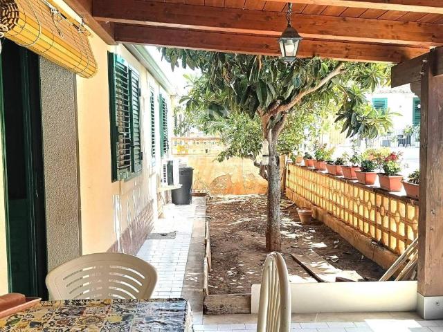 Casa indipendente in vendita a Scicli RG