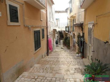 Casa indipendente in vendita a Scicli RG