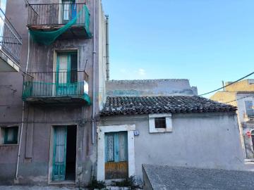 Casa indipendente in vendita a Scicli RG