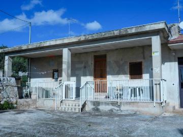 Casa indipendente in vendita a Scicli RG