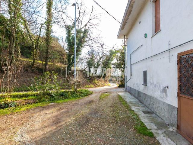 Casa indipendente in vendita a Sciolze TO