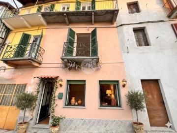 Casa indipendente in vendita a Sciolze TO