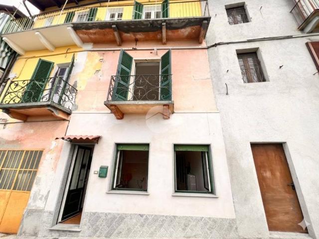 Casa indipendente in vendita a Sciolze TO