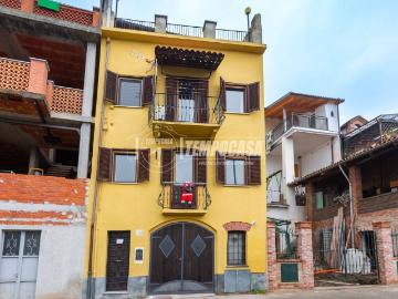 Casa indipendente in vendita a Sciolze TO