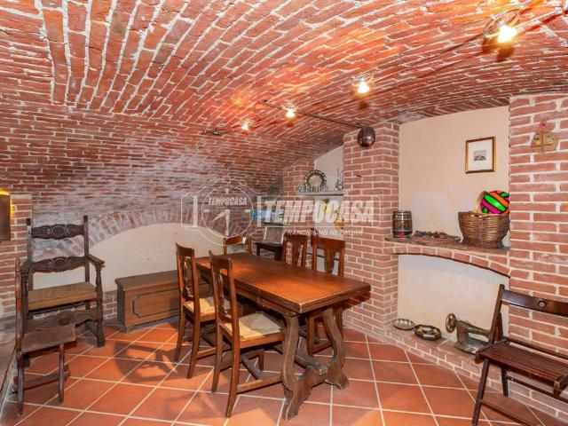 Casa indipendente in vendita a Sciolze TO