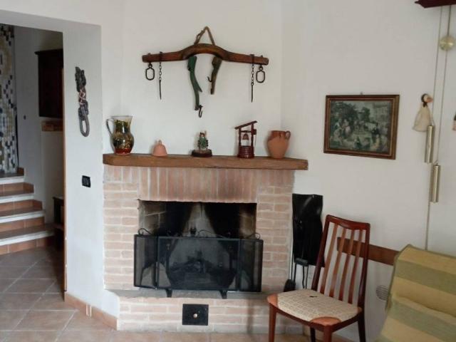 Casa indipendente in vendita a Scontrone AQ
