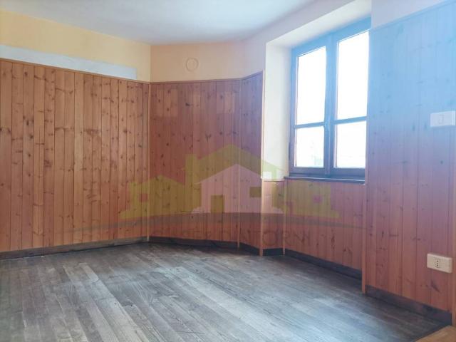 Casa indipendente in vendita a Scopa VC