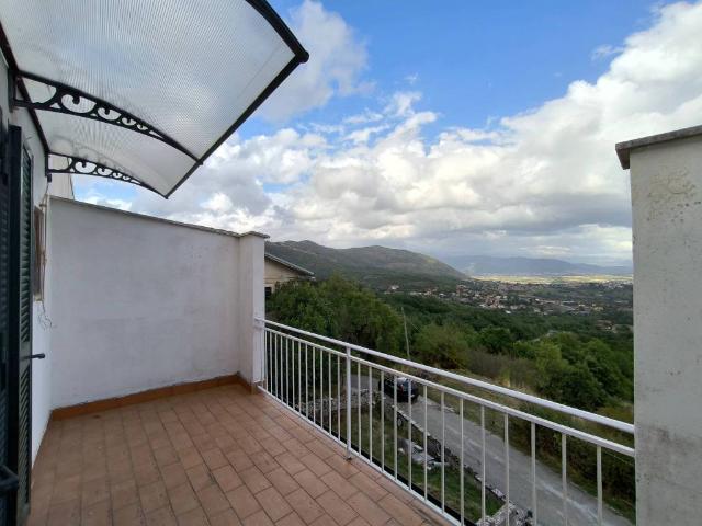 Casa indipendente in vendita a Scoppito AQ