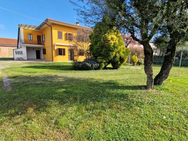 Casa indipendente in vendita a Scorzè VE