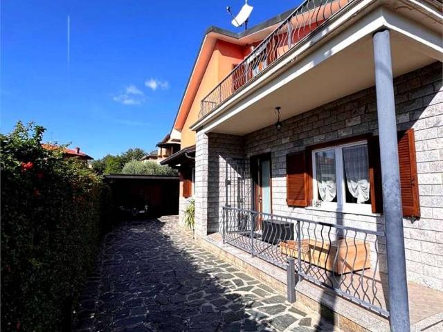 Casa indipendente in vendita a Seveso MB