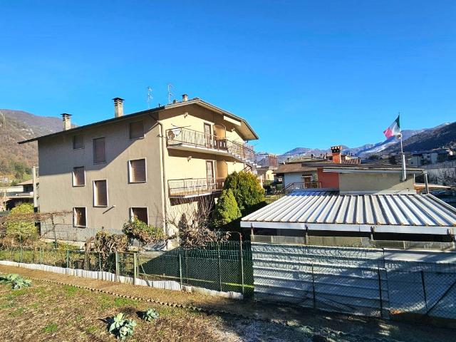 Casa indipendente in vendita a Sedrina BG