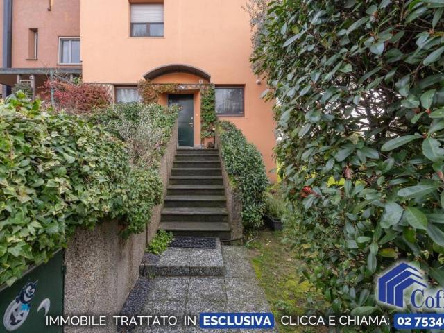 Casa indipendente in vendita a Segrate MI