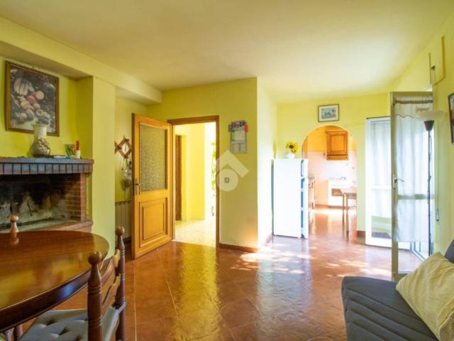 Casa indipendente in vendita a Selci RI