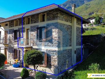 Casa indipendente in vendita a Sellero BS