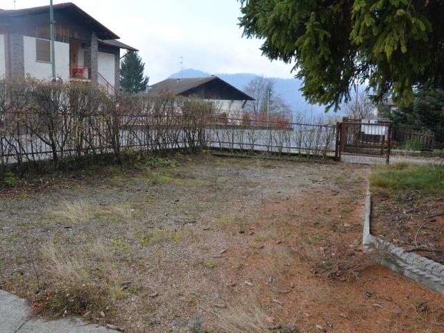 Casa indipendente in vendita a Selvino BG