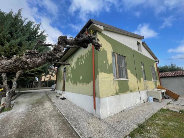 Casa indipendente in vendita a Senigallia AN