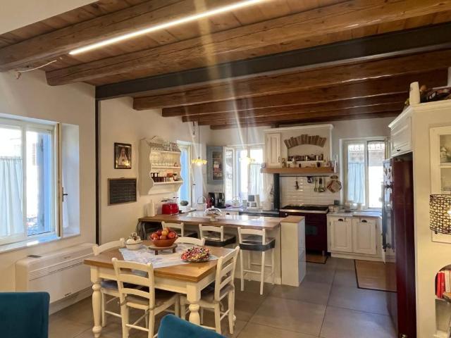 Casa indipendente in vendita a Senigallia AN