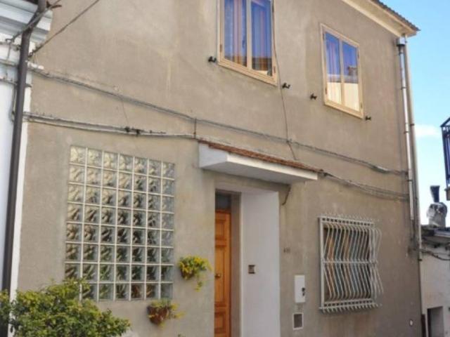 Casa indipendente in vendita a Senise PZ