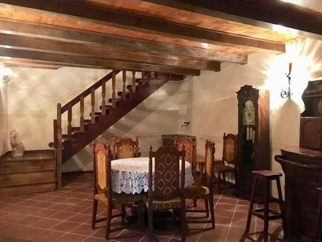 Casa indipendente in vendita a Seravezza LU