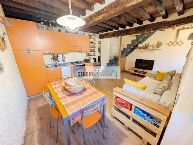 Casa indipendente in vendita a Seravezza LU