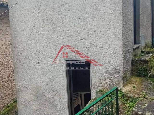 Casa indipendente in vendita a Seravezza LU