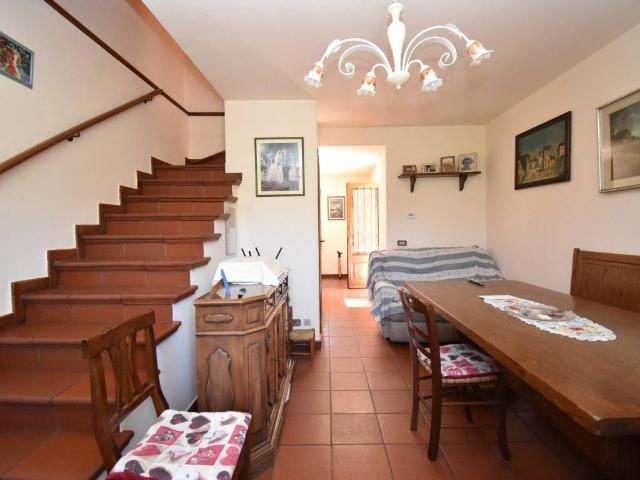 Casa indipendente in vendita a Seravezza LU