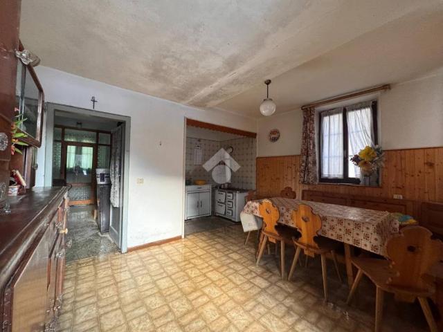 Casa indipendente in vendita a Seren del Grappa BL