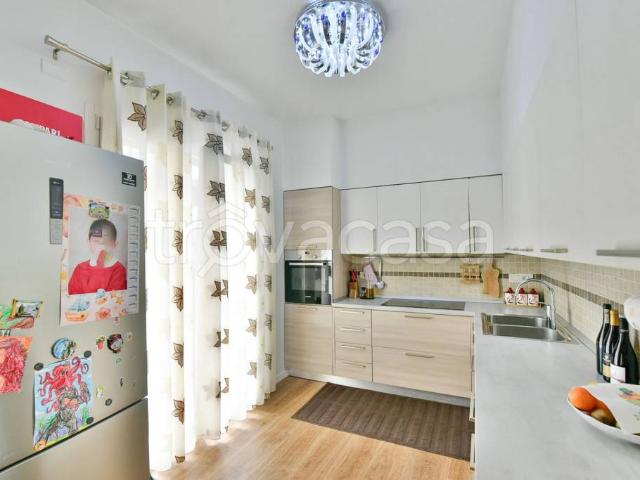 Casa indipendente in vendita a Seregno via Vignoli, Matteotti